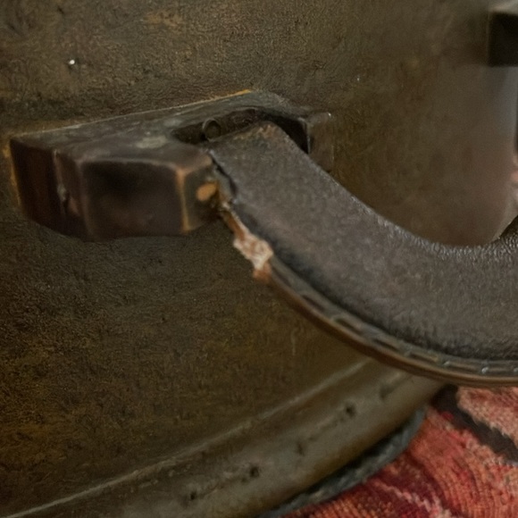 Chateau Edgewater Vintage Decorative Hat Boxes - Picture 7 of 7